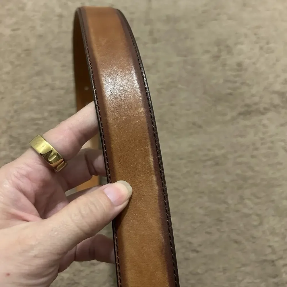 Magnanni carbon leather